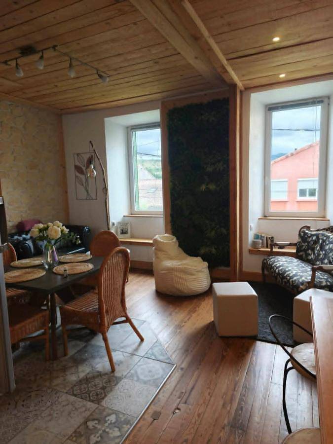 Appartement de vacances pour 7 personnes, avec Terrasse et Jardin
