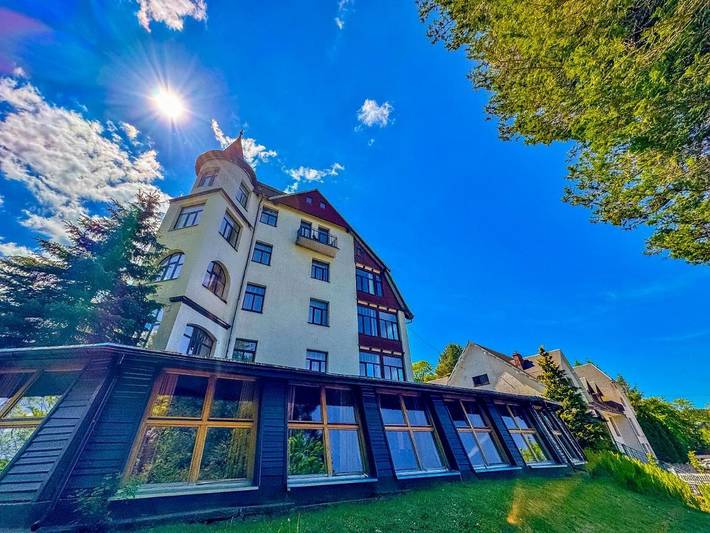 Chambre d’hôte pour 2 personnes, avec jardin ainsi que sauna et piscine, animaux acceptés à Świeradów-Zdrój