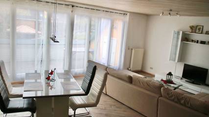 Ferienwohnung für 4 Personen, mit Balkon in Hilzingen