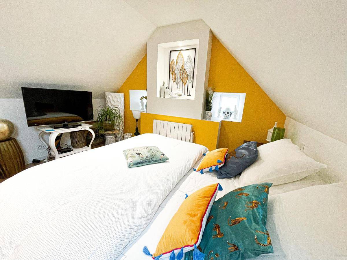Studio with Sea View in Roscoff, Ceinture Dorée