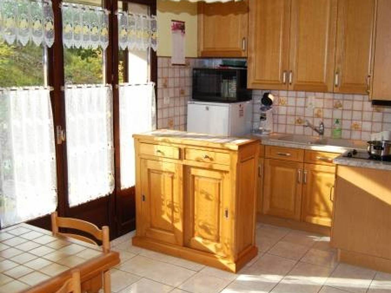 Appartement entier, Appartement confortable avec terrasse et Wi-Fi aux Rousses in Les Rousses, Parc naturel régional du Haut-Jura