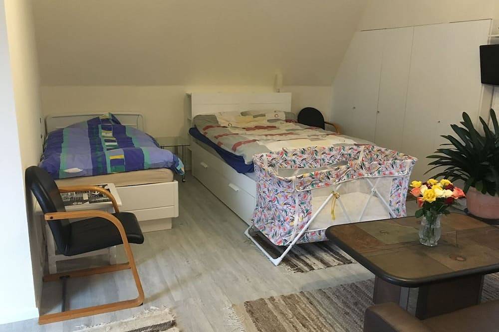 Ganze Wohnung, 3 Fewos für Familien und Monteure, nahe Lüneburg und Hamburg in Barum (Lüneburg), Nordheide