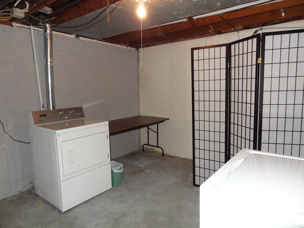 3 blk St Mary 11 Mayo Pet Friendly Covered Byfaith in Rochester (MN), Olmsted County