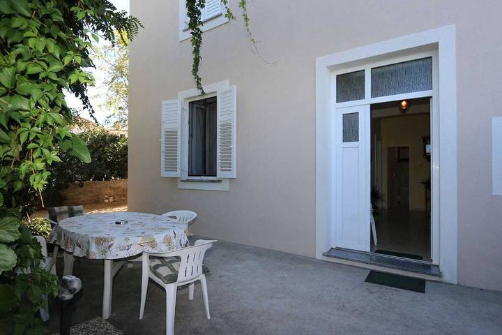 Ferienwohnung für 4 Personen, mit Terrasse in Silo (Krk) - 3