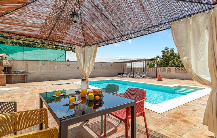 Ferienhaus für 4 Personen, mit Terrasse und Pool in Torrox - 3