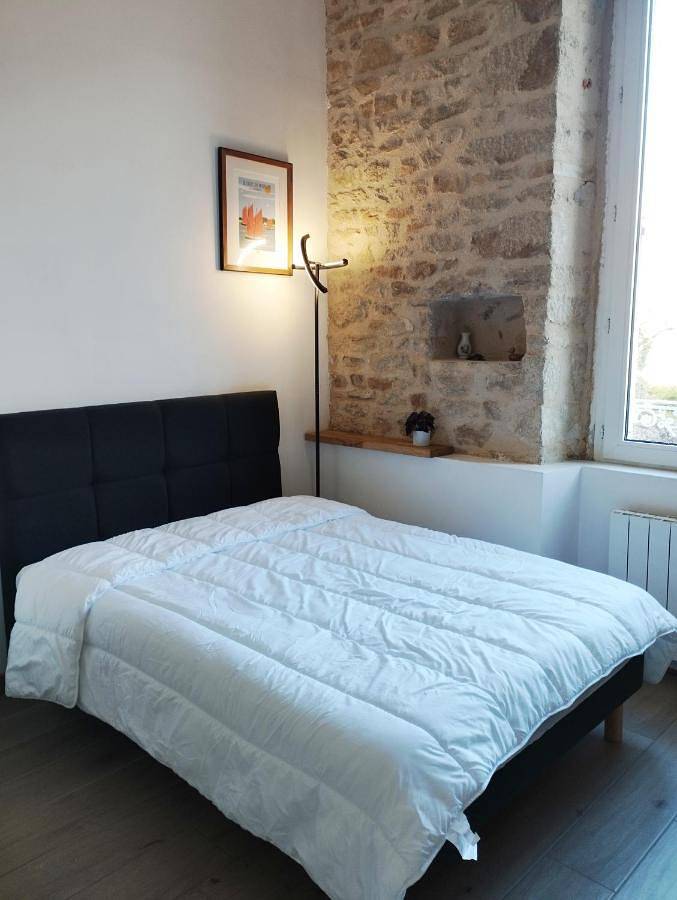 Appartement entier, Studio moderne les pieds dans l'eau in Larmor-Baden, Côte des Mégalithes