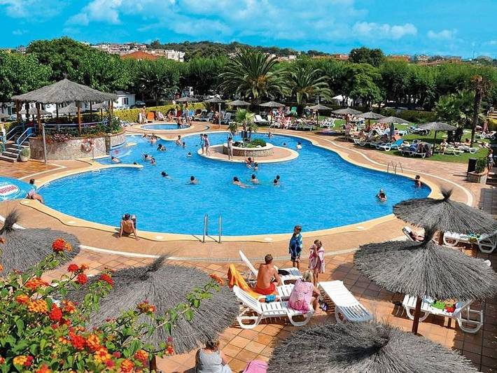Camping pour 6 personnes, avec bassin pour enfant ainsi que jacuzzi et piscine à Blanes - 4