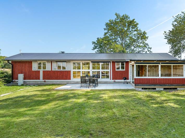 Ferienhaus für 6 Personen, mit Balkon und Terrasse sowie Garten in Laholm
