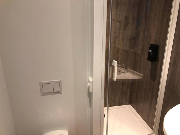 Hôtel pour 2 personnes, avec jardin et jacuzzi ainsi que sauna et terrasse, animaux acceptés à Soignies - 4