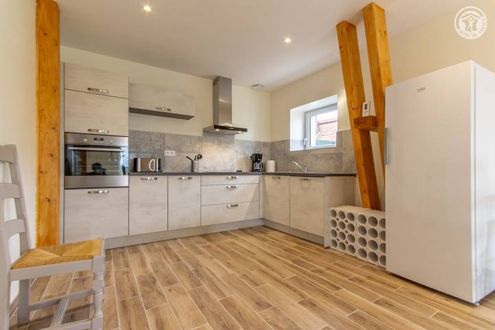 Gîte pour 8 personnes, avec terrasse et jardin à Saint-Gervais-en-Vallière
