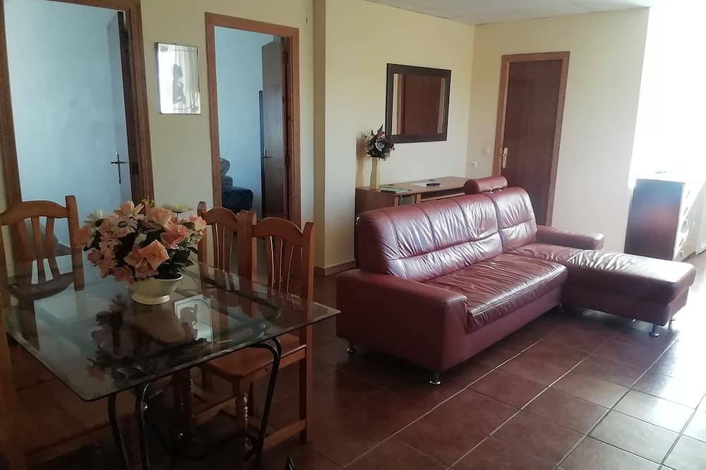 Peace and views in this off the beaten track chalet, set in the tabernas desert. in Tabernas, Almería Province