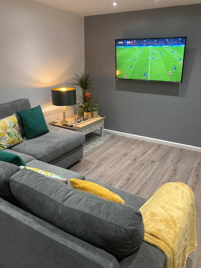 Bed and breakfast for 4 people, with Terrace and Garden in Canterbury