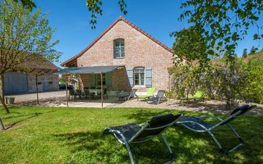 Gîte pour 8 personnes, avec jardin et terrasse à Pierre-de-Bresse