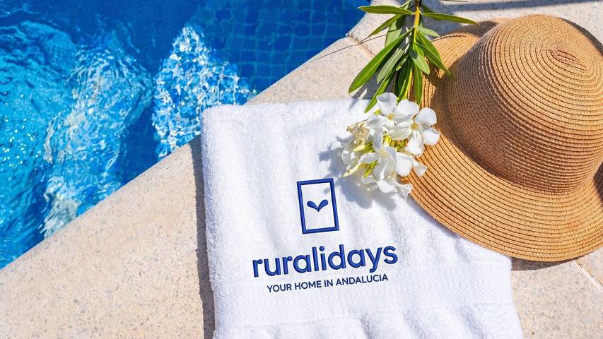 Casa rural para 6 personas, con Balcón/Terraza y Piscina en Canillas de Albaida - 3