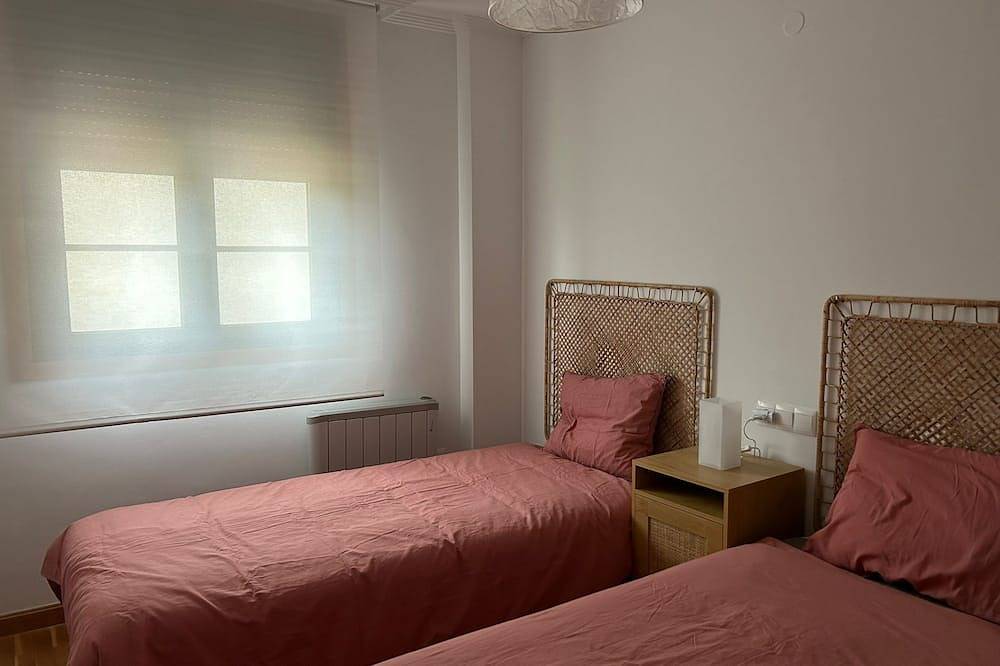 Ganze Wohnung, Willkommen in unserer gemütlichen Wohnung in O Barco, Galicien! in Mogor, Mañón