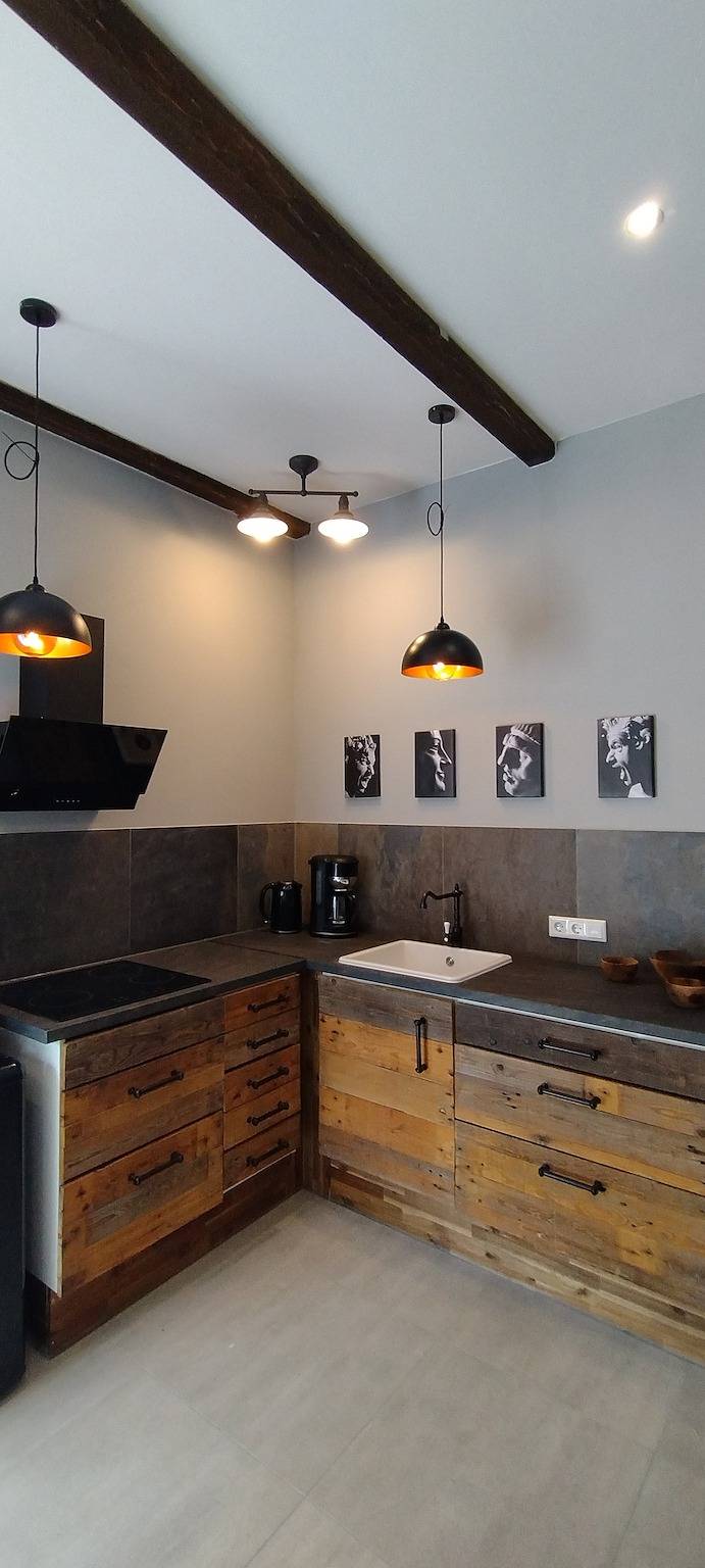 Ganze Ferienwohnung, Kastaniennest in Weiler bei Bingen, Landkreis Mainz-Bingen