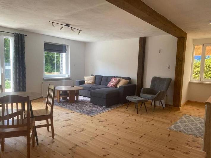 Ferienwohnung für 4 Personen, mit Terrasse und Garten in Zernien