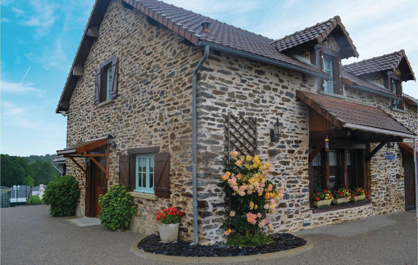 Retraite relaxante : 110 sqft avec parking, piscine et jardin in Payzac (Dordogne), Périgord Vert