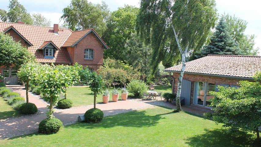 Ferienhaus für 4 Personen, mit Garten in Saal - 2