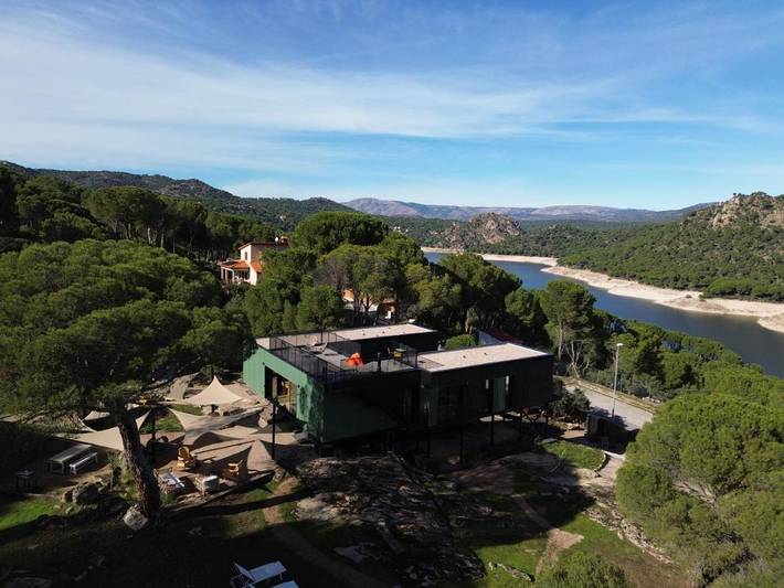 Casa rural para 8 personas, con vistas al lago además de jardín y vistas, Se admiten mascotas en San Martín de Valdeiglesias