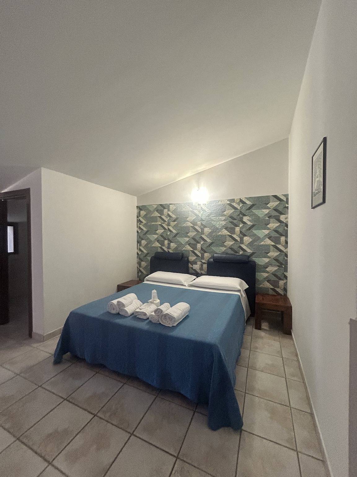 Camera 'Villa Ristòries 7' con vista collina, Wi-Fi e aria condizionata in Matera, Piana del Metaponto