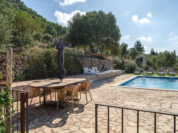 Chalet para 8 personas, con piscina además de vistas y jardín - 1