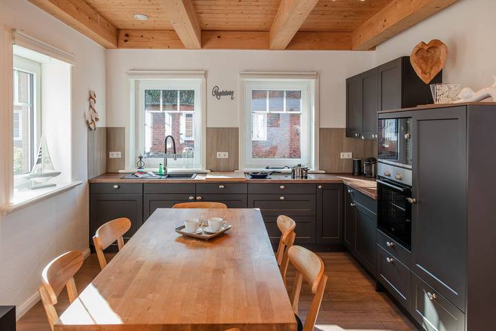 Ferienhaus für 6 Personen, mit Terrasse und Garten in Utersum - 3