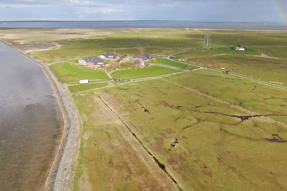 Ganze Wohnung, Hallig Hüs 1 - Erleben Sie erholsame Tage in unserer gemütlichen Wohnung auf in Langeneß, Halligen