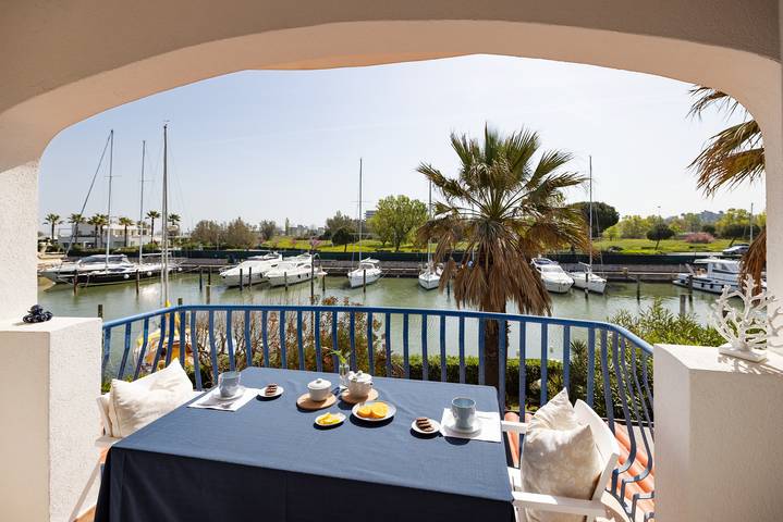Gîte pour 4 personnes, avec Balcon à Misano Adriatico