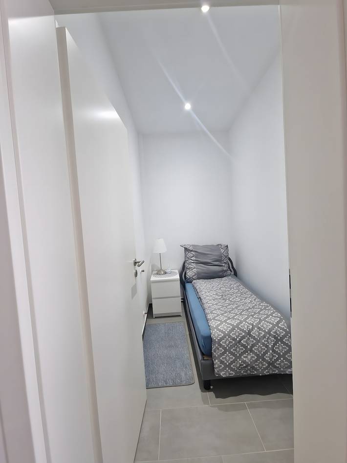 Ganze Wohnung, Helle, moderne 3-Zimmer-Wohnung nähe Flughafen-München / S-Bahn-Anschluss / Zentrum 30-Minuten in Neufahrn bei Freising, Landkreis Freising