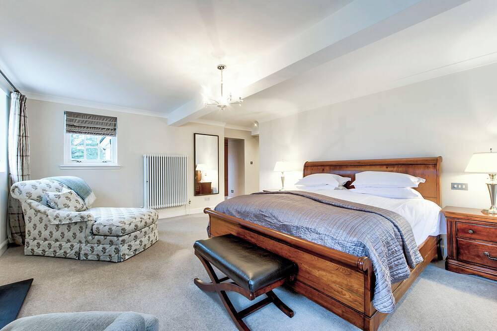 Luxury house with indoor swimming pool in Loch Lomond in Loch Lomond, West Dunbartonshire