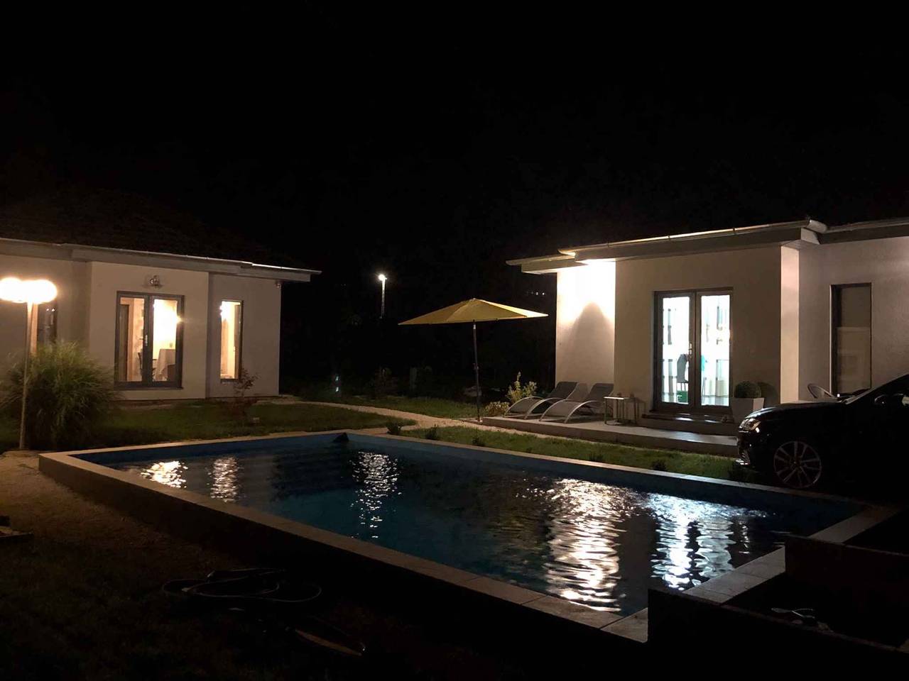 Ferienhaus modern eingerichtet mit Pool, Waschmaschine und Geschirrspüler  in Abrahamhegy, Balaton Region