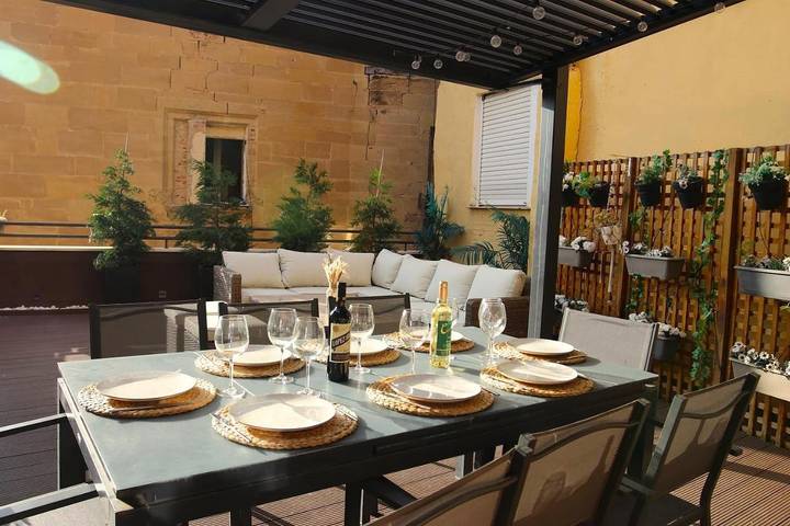 Gîte pour 8 personnes, avec terrasse et vue à Haro - 2