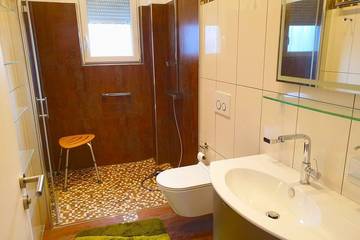 Ferienwohnung für 6 Personen, mit Balkon in Frankfurt