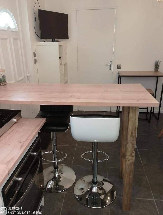 Location de vacances pour 2 personnes, avec vue et terrasse à Le Pouzin - 3