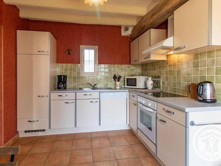 Location de vacances pour 5 personnes, avec terrasse et jardin à Saint-Martin-de-la-Place - 4