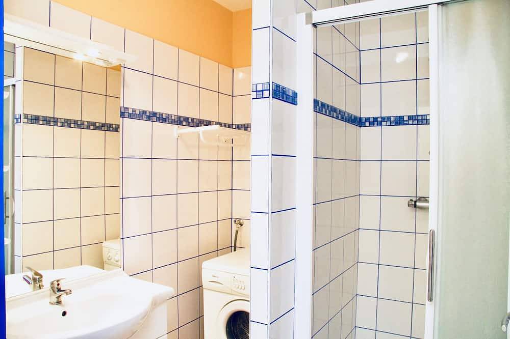 Entire apartment, 100 m from a Beautiful Beach, Beautiful 48 m2 apartment,charges included Parking in Barneville-Carteret, Côte de la Déroute