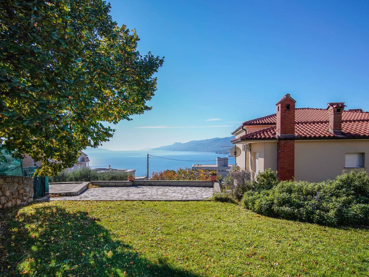 Hel leilighet, Sea View in Rijeka, Primorje-Gorski Kotar