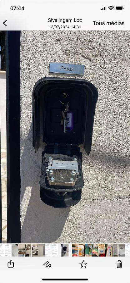 Appartement entier, Résidence Chene- 15 Mn de Paris et 05 Mn d'Orly Aéroport in Viry-Châtillon, Essonne