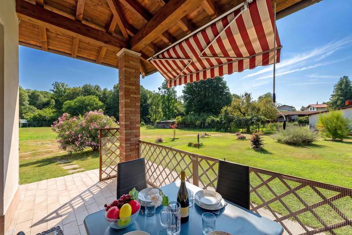 Agriturismo per 4 persone, con Terrazza in Provincia di Varese