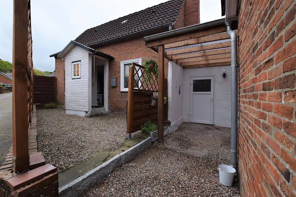 Süßes Apartmenthäuschen in Burg in Burg (Dithmarschen), Burg und Umgebung Region