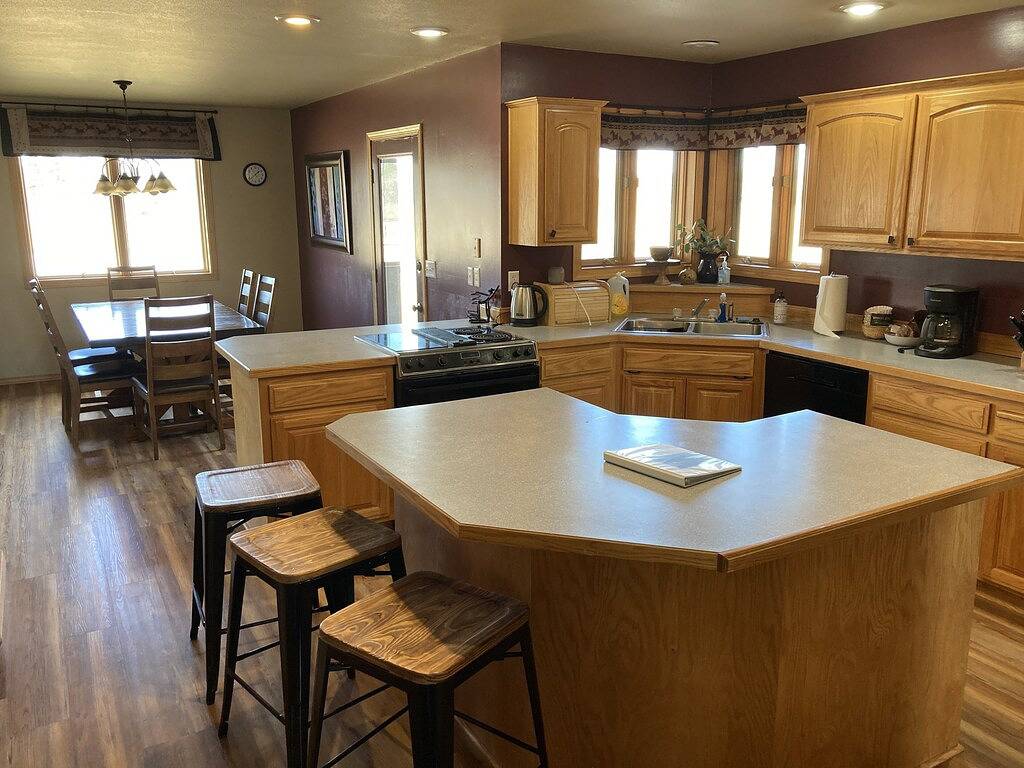 Die Ponds-A Working Ranch in Ravalli County