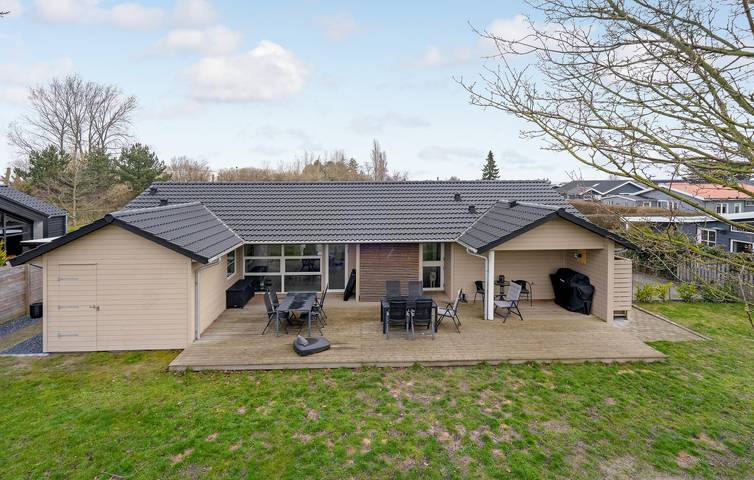 Huisje aan zee voor 8 personen, met terras in Denemarken