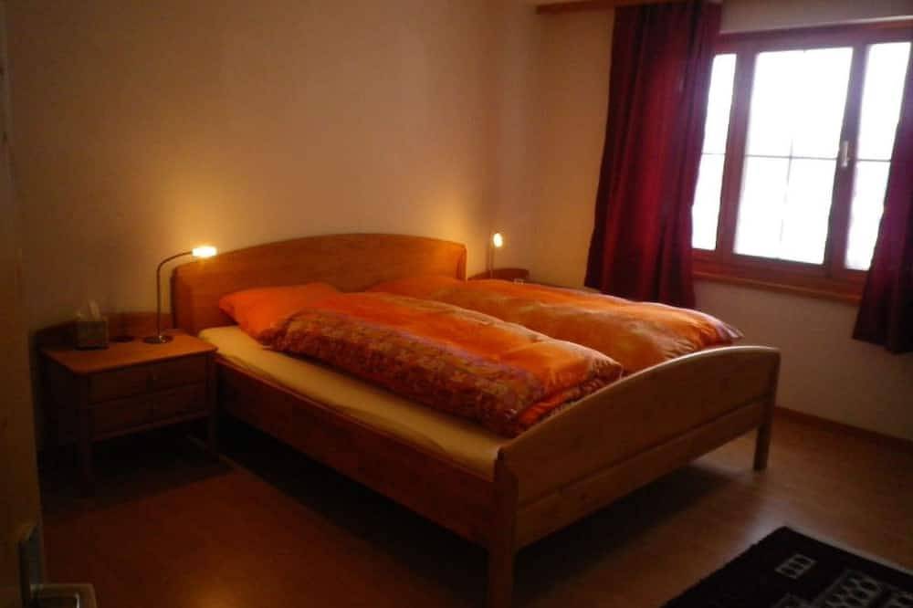 Ganze Wohnung, Ferienwohnung in Luven, Alpenarena