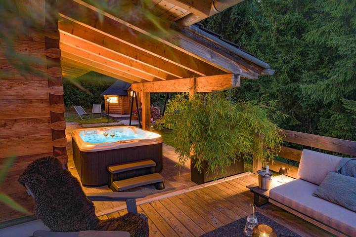 Chalet de luxe 5 étoiles Das Wistlberg avec sauna privé, jacuzzi et kota barbecue in Mauth, Šumava Mountains