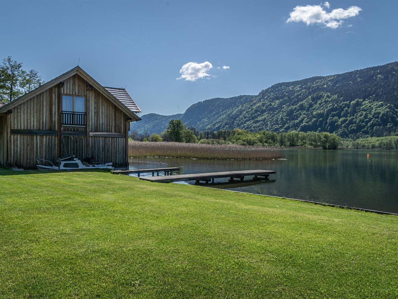Ganze Ferienwohnung, See-Areal Steindorf - Gartenzimmer in Steindorf am Ossiacher See, Oberkärnten