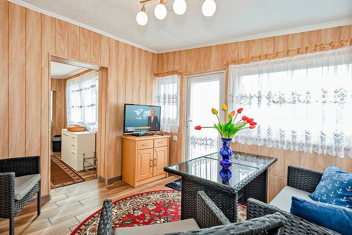 Ferienhaus für 2 Personen, mit Terrasse und Garten in Drei Kaiserbäder - 2