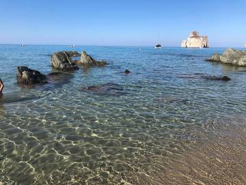 Gîte pour 4 personnes, avec vue ainsi que jardin et piscine à Iglesias