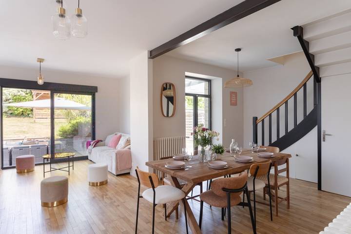 Location de vacances pour 10 personnes, avec jardin et terrasse à Lancieux - 4