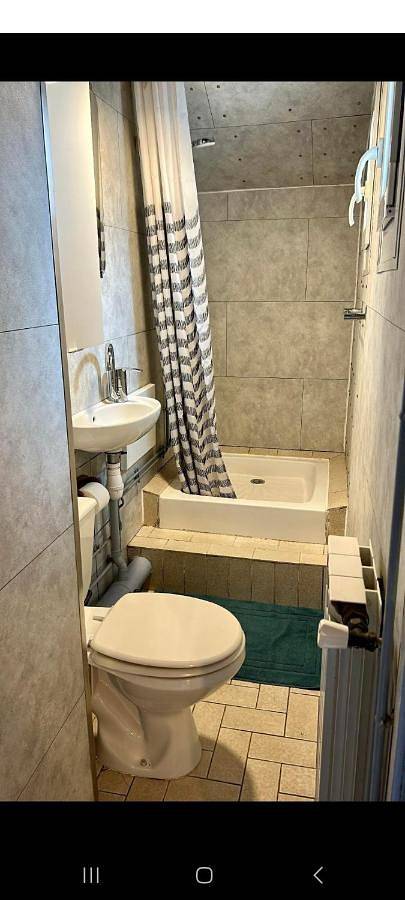 Appartement entier, One-Bedroom Apartment in Laveline-devant-Bruyères, Région d'Épinal